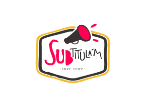 Imagen de Logo SUBTITULAM, muestra las letras SUBTITULAM debajo aparece EST. 1997 y en la parte superior un megafono en color negro y rosa.